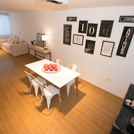 Departamentos Bahia Grande Apartment Ushuaia Bagian luar foto